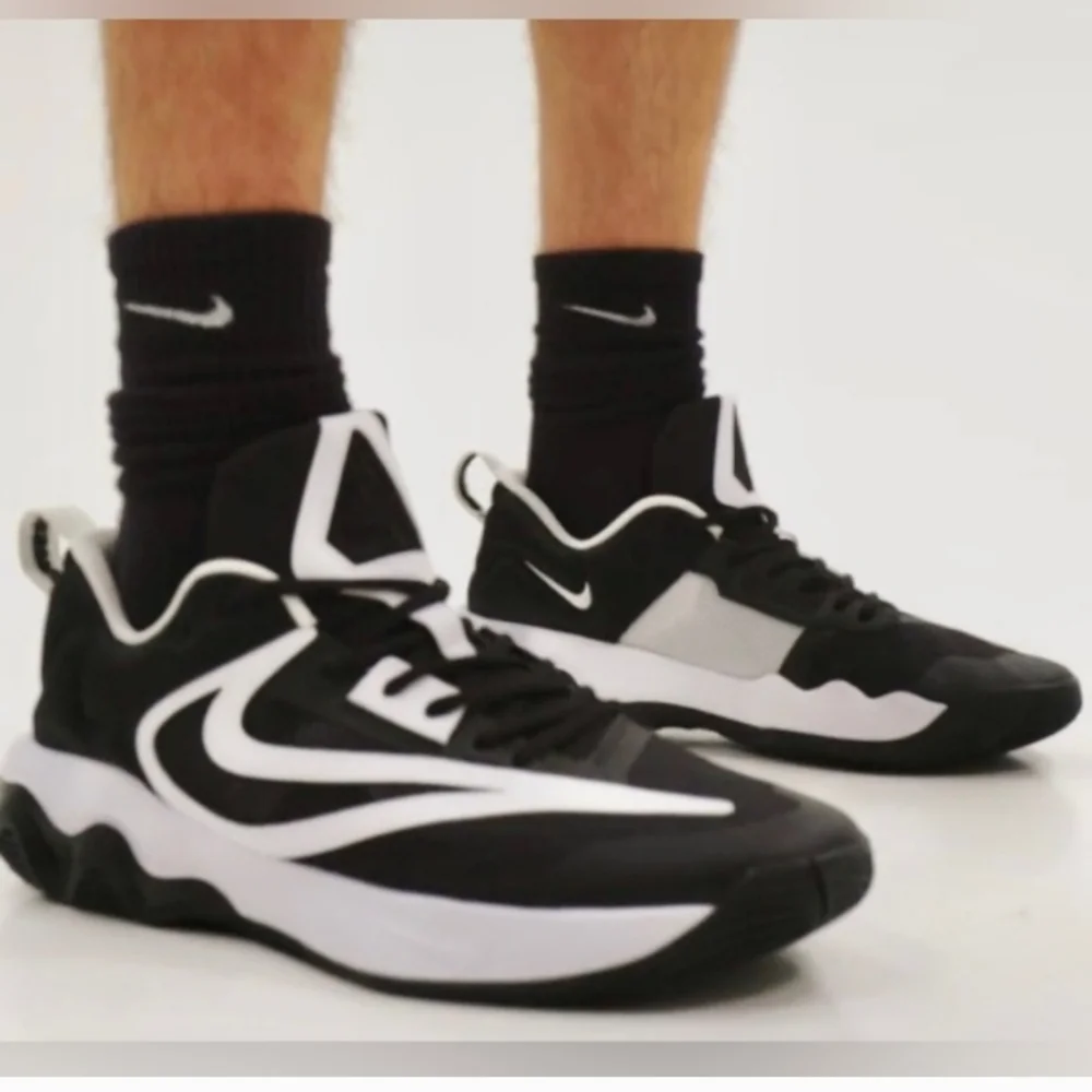 Nike Giannis Immortality 3 Basketball Shoes Black/White DZ7533 003 👟